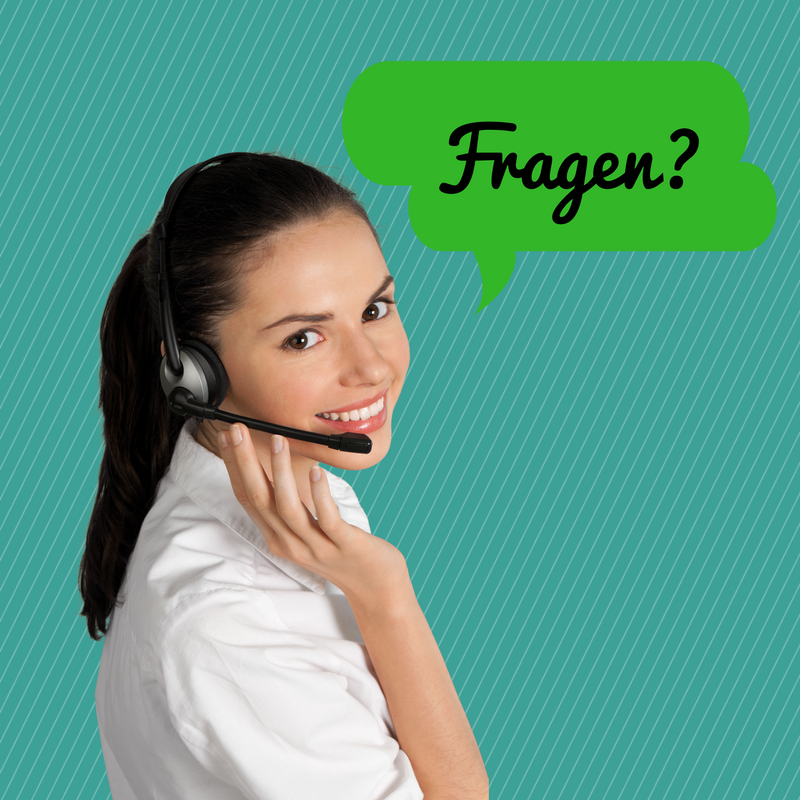 Kundeservice Mitarbeiterin mit Sprechblase "Fragen"